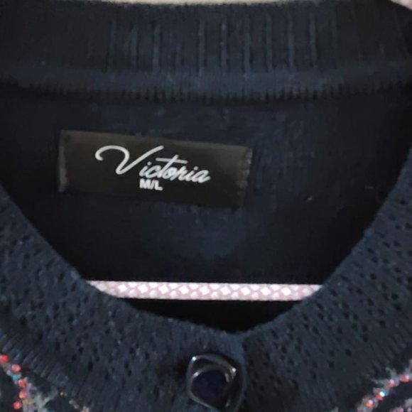 Sweater - Picture 2 of 4